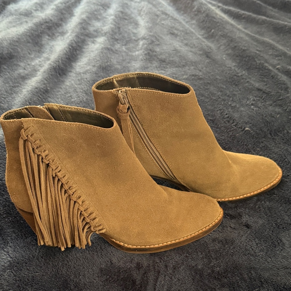 Steve Madden Brown Suede Fringe Ankle Booties